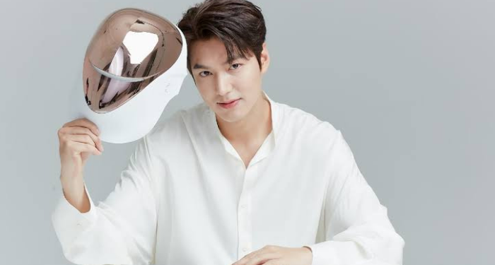 Mengenal Masker LED seharga Rp28 juta