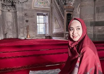 Oki Setiana Dewi Wakafkan Rumah Peninggalan Sang Ayah Jadi Rumah Quran
