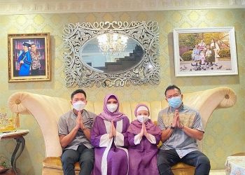 Anang Hermansyah Bagikan 1.000 Paket Daging Kurban