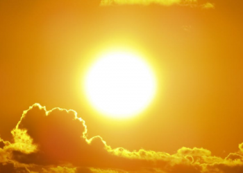 Tafsir Surat Yasin Ayat 38, Matahari Tenggelam Sesuai Tempatnya