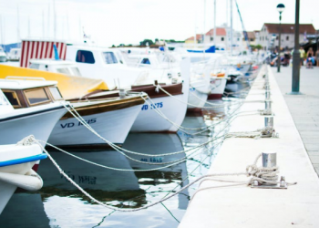 Tafsir Surat Yasin Ayat 42, Penjelasan tentang Transportasi