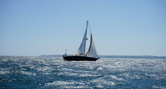 Tafsir Surat Yasin Ayat 43 dan 44