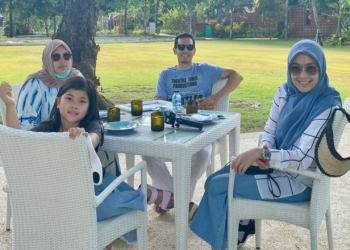 Liburan di Masa Pandemi Keluarga Adrian Maulana