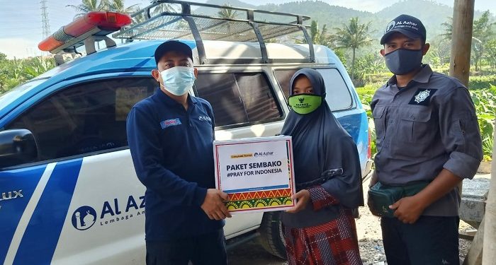 LAZ Al Azhar dan Maybank Syariah Kirimkan Paket Sembako ke Lokasi Pasca Bencana