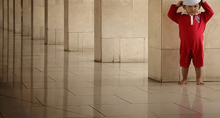 Berjuang Menjadikannya Anak Sholeh