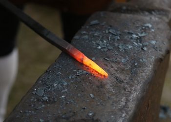 Hukum Kay, Pengobatan dengan Memanaskan atau Membakar Besi