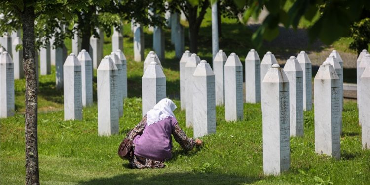 Bosnia Kembali Gelar Pemakaman 19 Korban Genosida Srebrenica