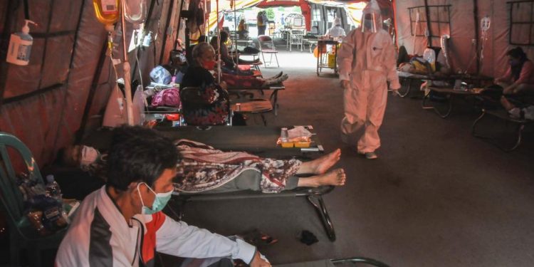 Krisis Kesehatan, Krisis Semuanya