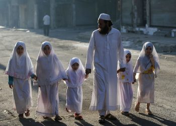 Antara Tetap Tunggal atau Menerima Pasangan Baru