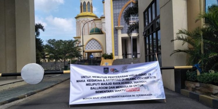 Berat Hati Masjid Ditutup
