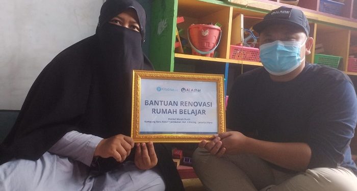 LAZ Al Azhar dan Kitabisa Renovasi Rumah Belajar Anak-anak Kolong Jembatan
