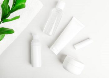 7 Rekomendasi Micellar water untuk Kulit Wajah Sensitif