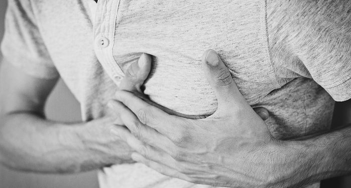 Saran Dokter saat Dada Kiri Terasa Sakit
