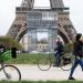 Menara Eiffel Resmi Dibuka Kembali