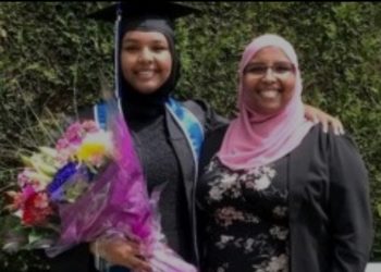 Sekolah di Richmond Tunjuk Pelajar Berjilbab Kulit Hitam Pertama untuk Pidato Kelulusan