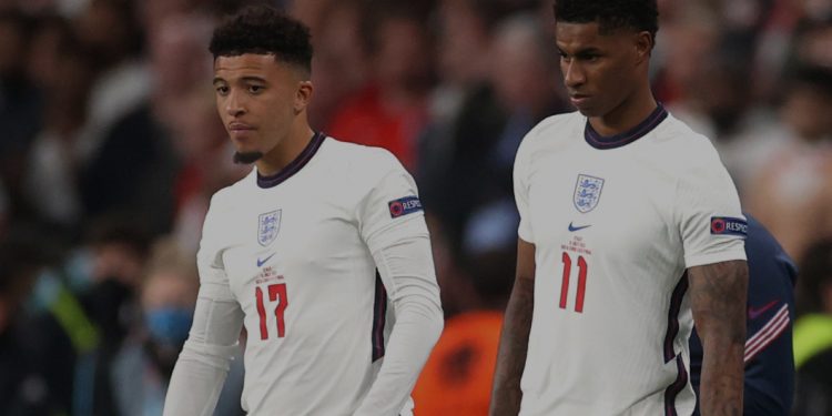 PM Inggris Kecam Serangan Rasis Terhadap Pemain Kulit Hitam