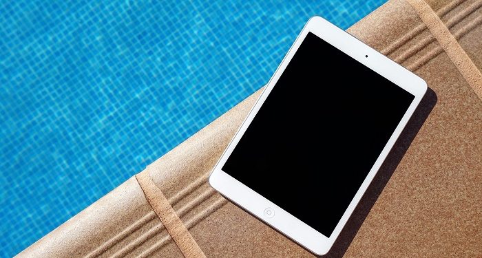 Cara Membersihkan Barang Elektronik yang Terkena Najis