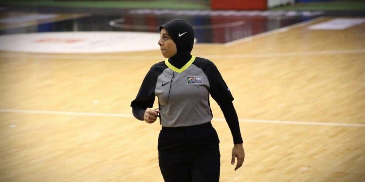 Wasit Berhijab Membuat Sejarah di Olimpiade