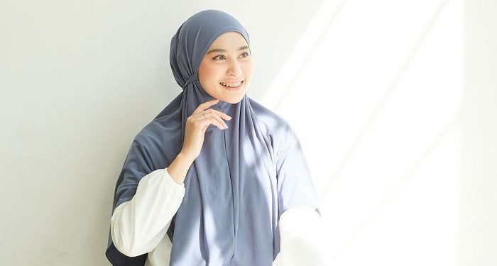 7 Jenis Kain Cocok untuk Daily Hijab