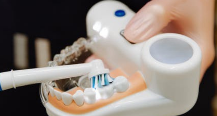 Penyebab Gigi Ngilu dan Cara Mengatasinya