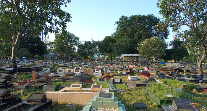 Cara agar Terhindar dari Siksa Kubur