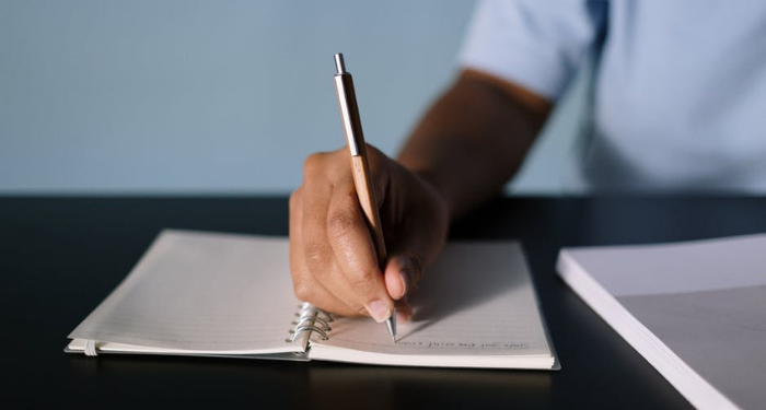 Kisah Ibnu Mubarak Lupa Mengembalikan Pena