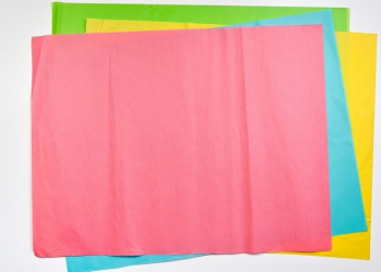 Membuat Bunga Mawar dari Kertas Tisu