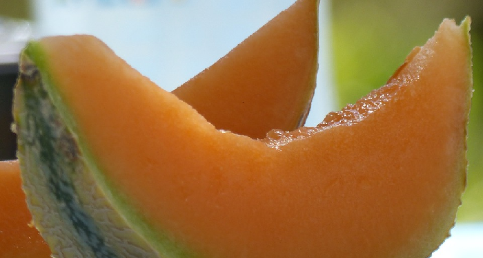Cara Tepat Menyajikan Melon (2)