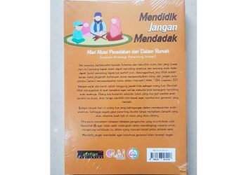resensi buku mendidik