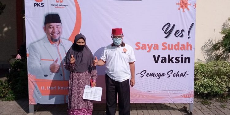 Terapkan Pola Hidup Sehat setelah Vaksinasi