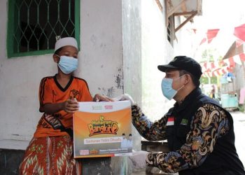 Laznas BMH Jatim Berbagi Bareng Anak Yatim di 21 Kota