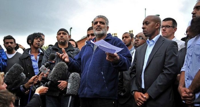 Pidato Muslim Inggris Ini Hentikan Kerusuhan Ras