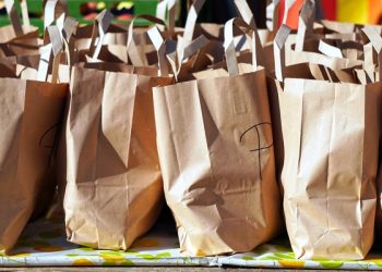 Tidak Ada Dalil Khusus tentang Menyantuni Anak Yatim di Bulan Muharam