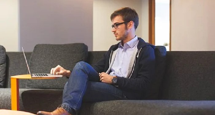 Tips Jadi Freelancer Berpenghasilan Besar Tiap Bulan