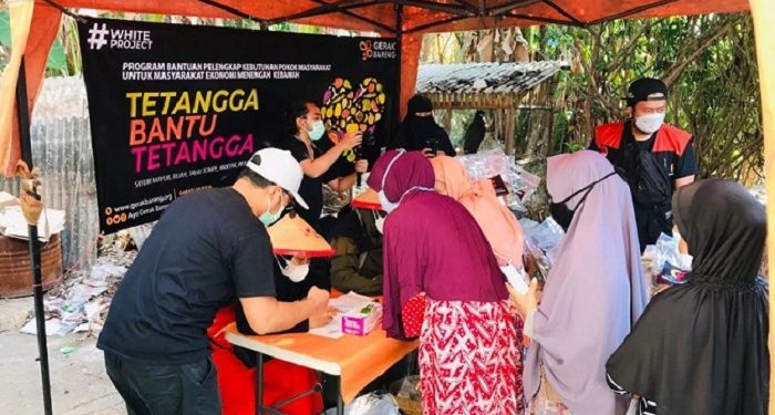 Selama PPKM, Gerak Bareng Gulirkan Program Tetangga Bantu Tetangga