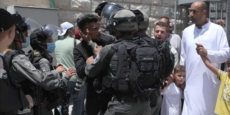 Jamaah Shalat Jumat Masjid Ibrahimi Hebron Diserang Pasukan Israel