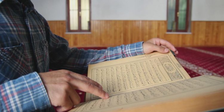 Tips Mudah Menghafal Al-Qur’an