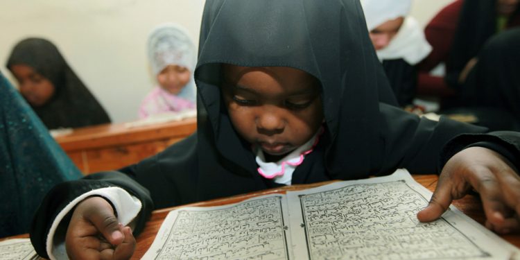 Bersahabat Dekat dengan Al-Qur’an