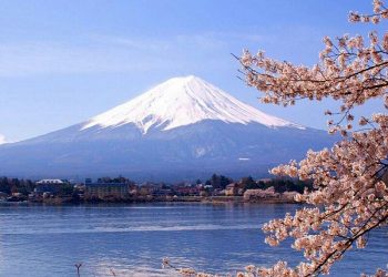 5 Hal yang Wajib Dipesiapkan saat Mendaki Gunung Fuji Jepang