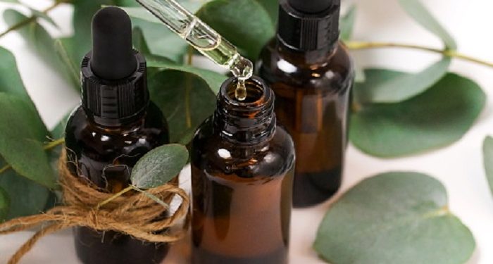 4 Cara Ampuh Menebalkan Alis dengan Bahan Alami