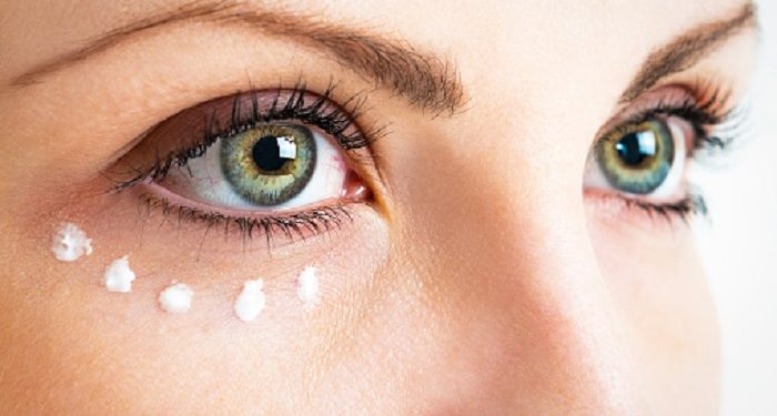 Cara Menggunakan Eye Cream agar Bekerja Lebih Efektif
