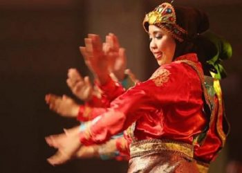 Hukum Muslimah Menari