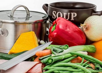 4 Nutrisi yang Diperlukan Ibu Menyusui