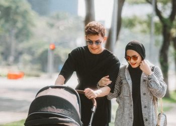 Alasan Rey Mbayang dan Dinda Hauw Tak Lagi Pamer Kemesraan di Sosial Media