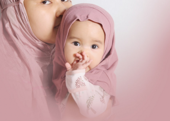 Memberikan Pujian kepada Anak