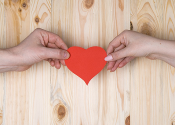 Cinta Ajah Tidak Cukup