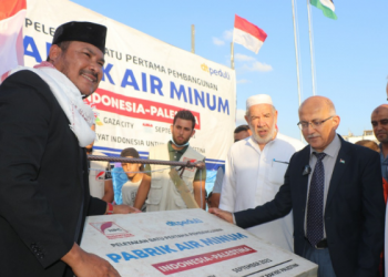 Peletakan Batu Pertama Pembangunan Pabrik Air Minum Indonesia di Palestina