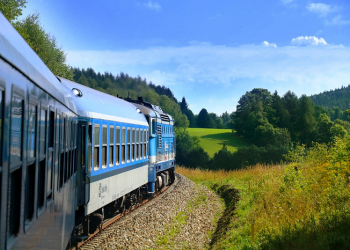 Shalat Tidak Menghadap Kiblat (Tafsir Al-Baqarah: 115)