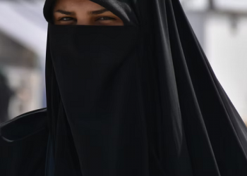 Menikah Dengan Mantan Istri Bapak (Tafsir An-Nisaa': 22)