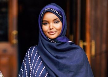 Halima Aden Ubah Permainan dengan Masuki Dunia Desain Sederhana
